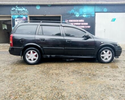 Черный Опель Астра, объемом двигателя 1.6 л и пробегом 350 тыс. км за 2650 $, фото 5 на Automoto.ua