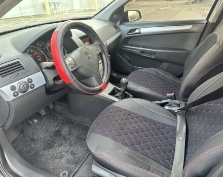 Опель Астра 2004 в Одессе на Automoto.ua Черный Опель Астра, объемом двигателя 1.6 л и пробегом 215 тыс. км за 5100 $, фото 6 на Automoto.ua