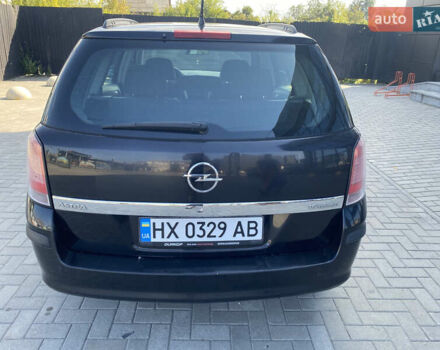 Опель Астра 2004 в Шепетовке на Automoto.ua Черный Опель Астра, объемом двигателя 1.6 л и пробегом 263 тыс. км за 4700 $, фото 5 на Automoto.ua