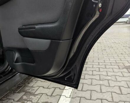 Черный Опель Астра, объемом двигателя 1.6 л и пробегом 280 тыс. км за 3850 $, фото 5 на Automoto.ua