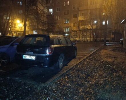 Черный Опель Астра, объемом двигателя 2 л и пробегом 250 тыс. км за 2367 $, фото 1 на Automoto.ua