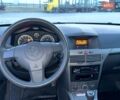 Черный Опель Астра, объемом двигателя 1.6 л и пробегом 268 тыс. км за 4300 $, фото 10 на Automoto.ua