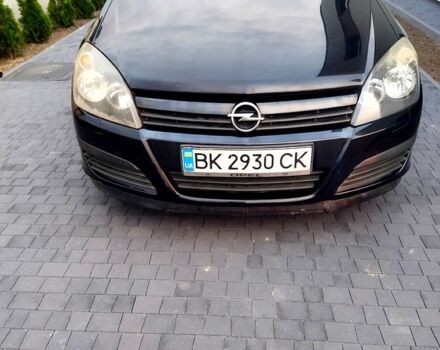 Черный Опель Астра, объемом двигателя 1.8 л и пробегом 218 тыс. км за 3500 $, фото 1 на Automoto.ua