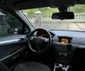 Черный Опель Астра, объемом двигателя 1.7 л и пробегом 330 тыс. км за 3400 $, фото 2 на Automoto.ua