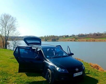 Чорний Опель Астра, об'ємом двигуна 1.6 л та пробігом 180 тис. км за 6000 $, фото 1 на Automoto.ua