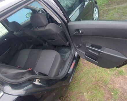 Черный Опель Астра, объемом двигателя 1.9 л и пробегом 320 тыс. км за 4999 $, фото 8 на Automoto.ua