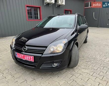 Черный Опель Астра, объемом двигателя 1.6 л и пробегом 229 тыс. км за 4900 $, фото 2 на Automoto.ua