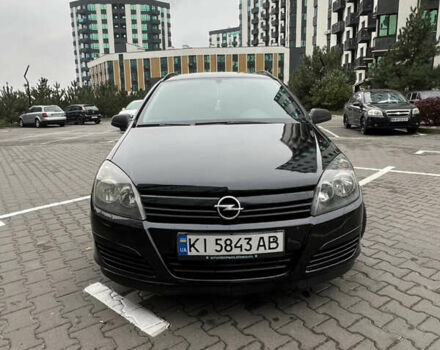 Черный Опель Астра, объемом двигателя 1.7 л и пробегом 330 тыс. км за 5200 $, фото 4 на Automoto.ua