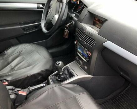 Чорний Опель Астра, об'ємом двигуна 1.6 л та пробігом 290 тис. км за 4800 $, фото 4 на Automoto.ua