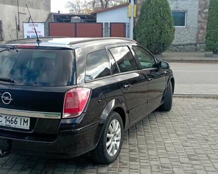 Черный Опель Астра, объемом двигателя 1.6 л и пробегом 217 тыс. км за 4500 $, фото 6 на Automoto.ua