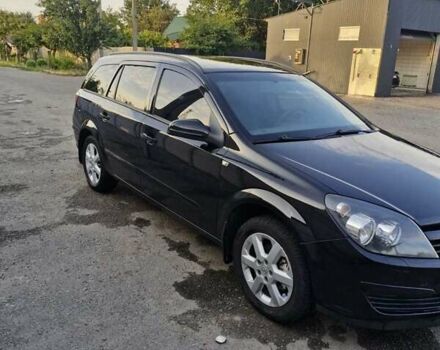 Черный Опель Астра, объемом двигателя 1.6 л и пробегом 270 тыс. км за 5300 $, фото 9 на Automoto.ua
