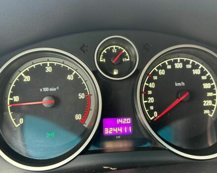 Черный Опель Астра, объемом двигателя 1.9 л и пробегом 320 тыс. км за 4999 $, фото 12 на Automoto.ua