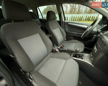 Чорний Опель Астра, об'ємом двигуна 1.6 л та пробігом 210 тис. км за 4750 $, фото 16 на Automoto.ua