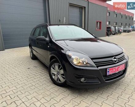 Черный Опель Астра, объемом двигателя 1.6 л и пробегом 229 тыс. км за 4900 $, фото 3 на Automoto.ua