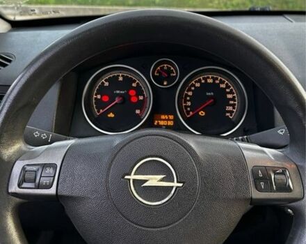 Черный Опель Астра, объемом двигателя 1.9 л и пробегом 296 тыс. км за 2000 $, фото 22 на Automoto.ua