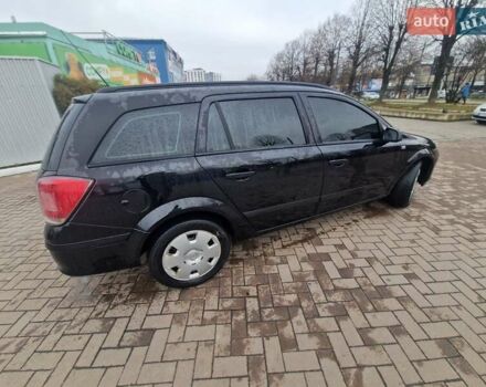 Черный Опель Астра, объемом двигателя 1.6 л и пробегом 229 тыс. км за 5400 $, фото 17 на Automoto.ua