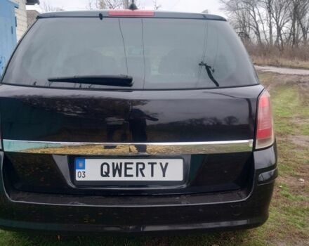 Черный Опель Астра, объемом двигателя 1.9 л и пробегом 320 тыс. км за 4999 $, фото 3 на Automoto.ua