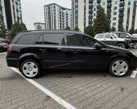 Черный Опель Астра, объемом двигателя 1.7 л и пробегом 330 тыс. км за 5200 $, фото 5 на Automoto.ua