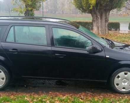 Черный Опель Астра, объемом двигателя 1.69 л и пробегом 387 тыс. км за 3500 $, фото 4 на Automoto.ua