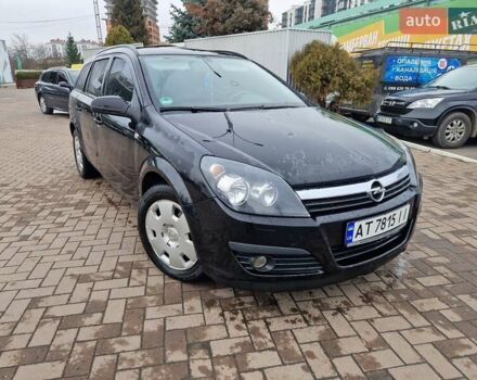 Черный Опель Астра, объемом двигателя 1.6 л и пробегом 229 тыс. км за 5400 $, фото 2 на Automoto.ua