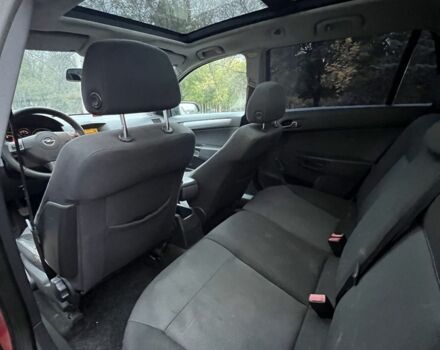 Черный Опель Астра, объемом двигателя 1.9 л и пробегом 333 тыс. км за 2600 $, фото 5 на Automoto.ua