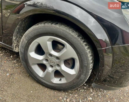 Черный Опель Астра, объемом двигателя 1.6 л и пробегом 211 тыс. км за 4700 $, фото 23 на Automoto.ua