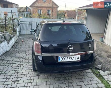 Черный Опель Астра, объемом двигателя 1.7 л и пробегом 240 тыс. км за 3500 $, фото 8 на Automoto.ua