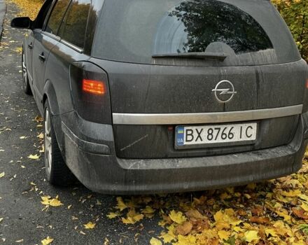 Чорний Опель Астра, об'ємом двигуна 1.6 л та пробігом 269 тис. км за 6100 $, фото 5 на Automoto.ua