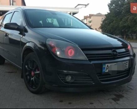 Черный Опель Астра, объемом двигателя 1.9 л и пробегом 320 тыс. км за 4999 $, фото 14 на Automoto.ua