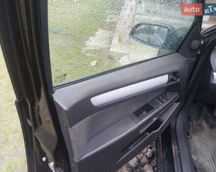 Черный Опель Астра, объемом двигателя 1.8 л и пробегом 198 тыс. км за 4800 $, фото 4 на Automoto.ua