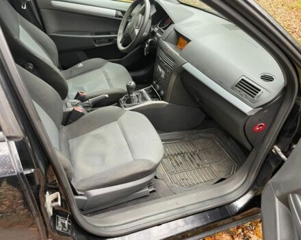 Черный Опель Астра, объемом двигателя 0 л и пробегом 3 тыс. км за 1668 $, фото 6 на Automoto.ua