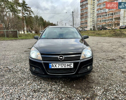 Черный Опель Астра, объемом двигателя 1.6 л и пробегом 290 тыс. км за 4790 $, фото 7 на Automoto.ua