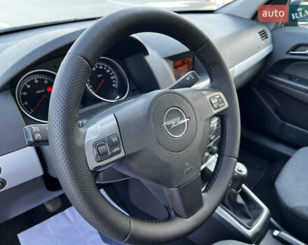 Чорний Опель Астра, об'ємом двигуна 1.6 л та пробігом 235 тис. км за 6500 $, фото 15 на Automoto.ua