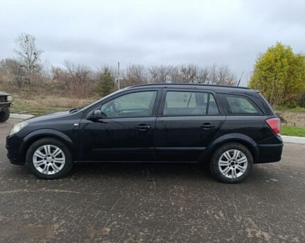 Черный Опель Астра, объемом двигателя 1.7 л и пробегом 333 тыс. км за 1900 $, фото 7 на Automoto.ua