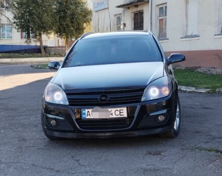 Черный Опель Астра, объемом двигателя 1.9 л и пробегом 320 тыс. км за 4999 $, фото 1 на Automoto.ua