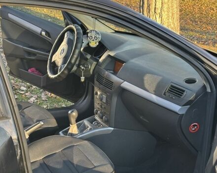 Опель Астра 2005 в Кременчуге на Automoto.ua Черный Опель Астра, объемом двигателя 0 л и пробегом 31 тыс. км за 2200 $, фото 9 на Automoto.ua