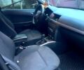 Черный Опель Астра, объемом двигателя 1.7 л и пробегом 292 тыс. км за 4000 $, фото 4 на Automoto.ua