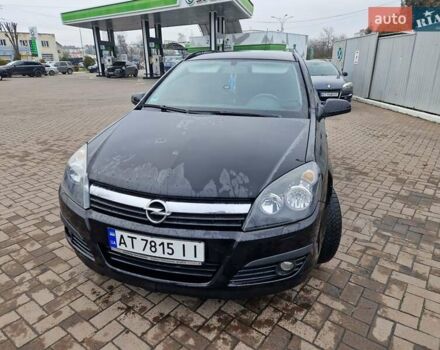 Черный Опель Астра, объемом двигателя 1.6 л и пробегом 229 тыс. км за 5400 $, фото 4 на Automoto.ua