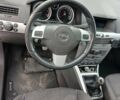 Черный Опель Астра, объемом двигателя 1.9 л и пробегом 312 тыс. км за 4200 $, фото 10 на Automoto.ua