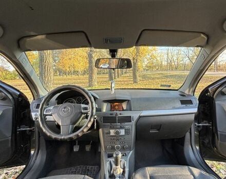 Опель Астра 2005 в Кременчуге на Automoto.ua Черный Опель Астра, объемом двигателя 0 л и пробегом 31 тыс. км за 2200 $, фото 10 на Automoto.ua