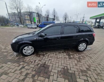 Черный Опель Астра, объемом двигателя 1.6 л и пробегом 229 тыс. км за 5400 $, фото 8 на Automoto.ua