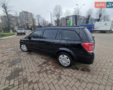 Черный Опель Астра, объемом двигателя 1.6 л и пробегом 229 тыс. км за 5400 $, фото 10 на Automoto.ua