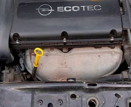 Черный Опель Астра, объемом двигателя 1.6 л и пробегом 283 тыс. км за 4400 $, фото 6 на Automoto.ua