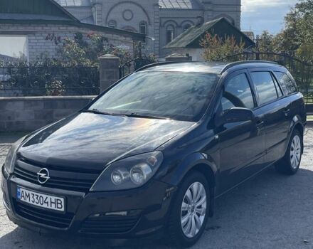 Черный Опель Астра, объемом двигателя 1.7 л и пробегом 320 тыс. км за 4250 $, фото 2 на Automoto.ua
