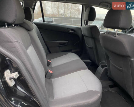 Черный Опель Астра, объемом двигателя 1.6 л и пробегом 231 тыс. км за 4800 $, фото 29 на Automoto.ua