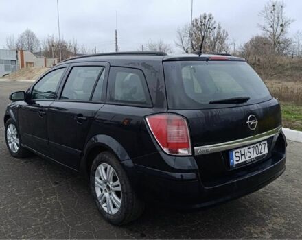 Чорний Опель Астра, об'ємом двигуна 1.7 л та пробігом 300 тис. км за 1900 $, фото 3 на Automoto.ua