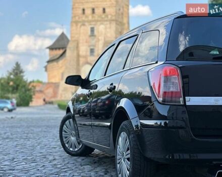 Черный Опель Астра, объемом двигателя 1.6 л и пробегом 196 тыс. км за 4850 $, фото 2 на Automoto.ua