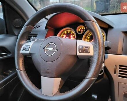 Черный Опель Астра, объемом двигателя 1.8 л и пробегом 165 тыс. км за 5650 $, фото 35 на Automoto.ua