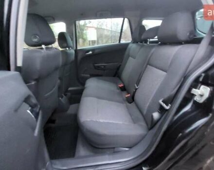 Черный Опель Астра, объемом двигателя 1.8 л и пробегом 165 тыс. км за 5650 $, фото 29 на Automoto.ua