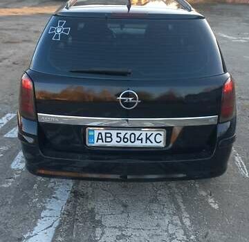Черный Опель Астра, объемом двигателя 1.8 л и пробегом 260 тыс. км за 5200 $, фото 32 на Automoto.ua
